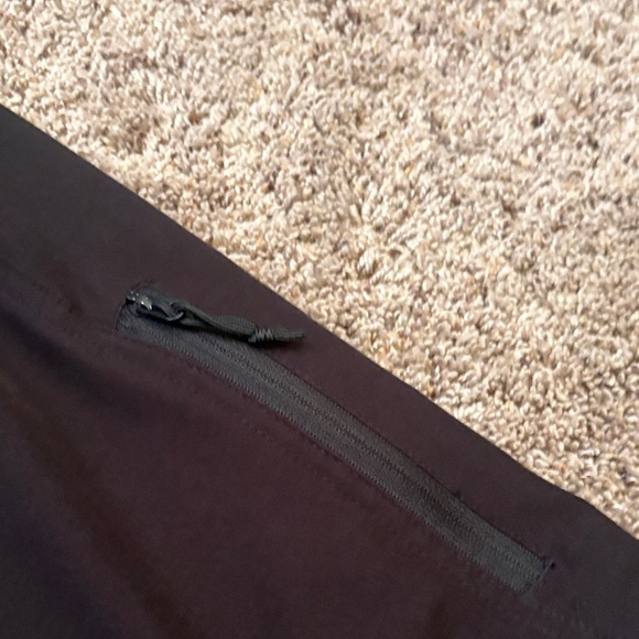 Kirkland Signature Men's Shorts - Black and Blue - Picture 3 of 7